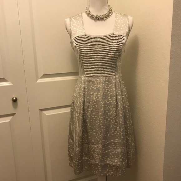 ISSA London Silk Dress - Picture 2 of 9